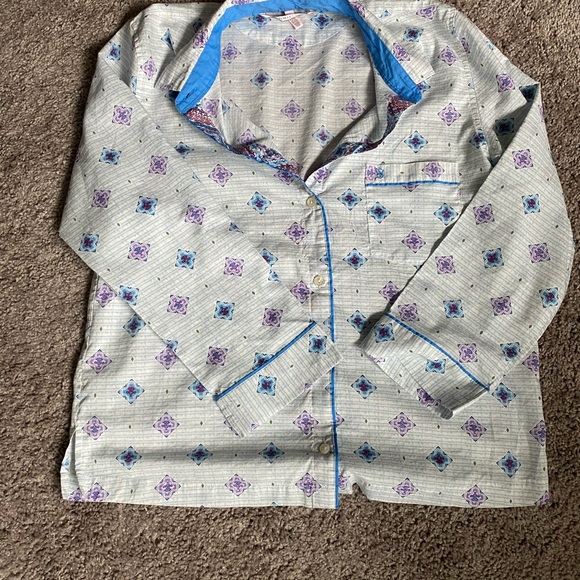 Victoria Secret Pajama Set - Picture 2 of 7